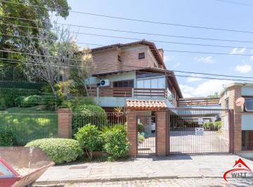 Casa · 204m² · 3 Quartos · 2 Vagas · Casa em condomínio fechado para venda no bairro Jardim Isabel, com aproximadamen