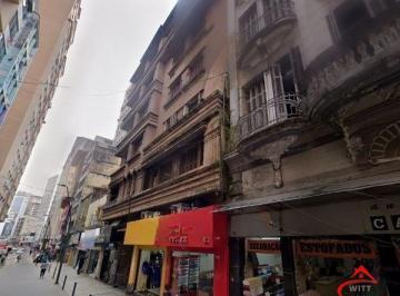 Comercial · 122m² · 2 Quartos · Apartamento no Centro com 122m²