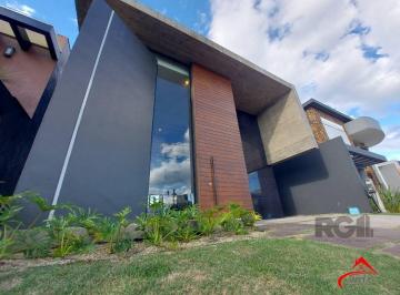 Casa · 200m² · 4 Quartos · 2 Vagas · Casa à venda - em Rainha do Mar
