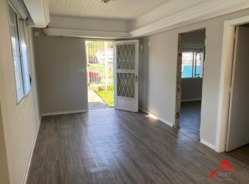 Casa · 107m² · 2 Quartos · 1 Vaga · Casa de 2 dormitórios no bairro Santa Tereza