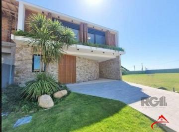 Casa · 271m² · 4 Quartos · 2 Vagas · Casa à venda - no Centro