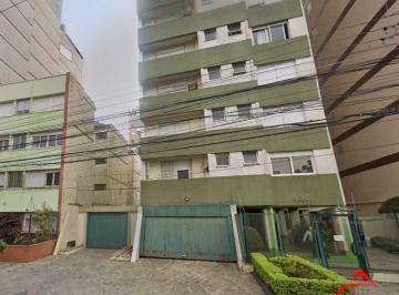 Apartamento · 40m² · 1 Quarto · Excelente apartamento, Centro Histórico, de frente, andar alto.