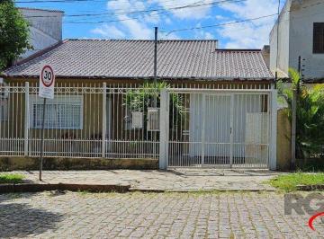 Casa · 155m² · 3 Quartos · 2 Vagas · Casa 3 dormitórios, 5 vagas, 155 m² área construída, terreno 300m², Nonoai.