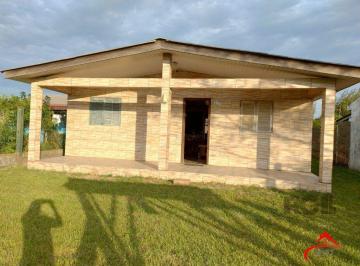 Casa · 70m² · 3 Quartos · 4 Vagas · Casa em Cidreira de 3 dormitórios próximo do mar