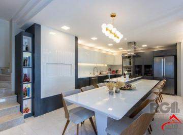 Casa · 360m² · 5 Quartos · 3 Vagas · 2 Casas individuais no mesmo terreno