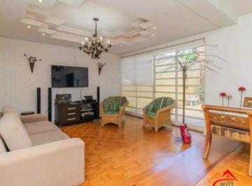Casa · 234m² · 3 Quartos · 3 Vagas · Casa 3d com suíte, bairro três figueira