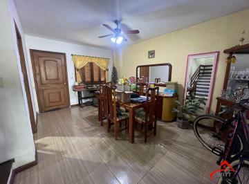 Casa · 258m² · 3 Quartos · 2 Vagas · **Casa Residencial à Venda em Porto Alegre, Rio Grande do Sul**