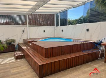 Casa · 250m² · 3 Quartos · 3 Vagas · Vendo casa com piscina na Lomba do Pinheiro