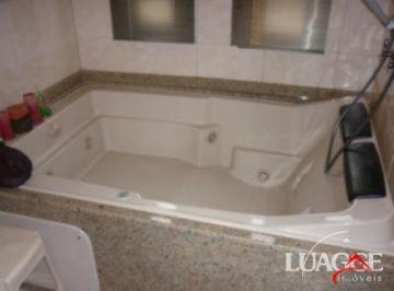 Casa · 530m² · 4 Quartos · 4 Vagas · casa com 4 dormitórios, sendo uma suíte , e 530 area privativa