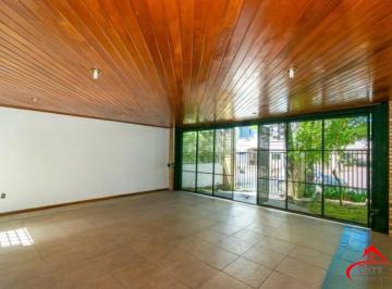 Casa · 234m² · 4 Quartos · 2 Vagas · Casa com 3 quartos, 1 suíte, 2 vagas, e 234m² à venda no bairro Tristeza