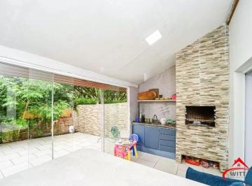 Casa · 108m² · 3 Quartos · 2 Vagas · Casa em Condomínio com 3 Quartos, Piscina, Quintal e 2 Vagas