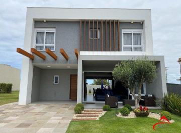 Casa · 185m² · 4 Quartos · 2 Vagas · Casa à venda - em Xangri-Lá