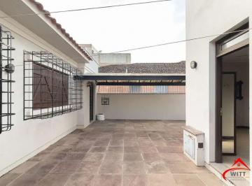 Casa · 450m² · 5 Quartos · 3 Vagas · Encantadora casa grande