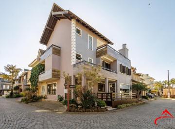 Casa · 226m² · 4 Quartos · 3 Vagas · Casa de esquina com 4 dormitórios no Ecoville