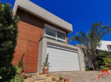 Casa · 354m² · 4 Quartos · 2 Vagas · Casa dos Sonhos em Condomínio Fechado – Conforto, Estilo e Lazer Completo!