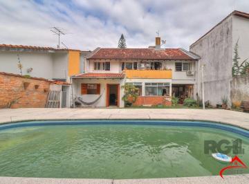 Casa · 232m² · 5 Quartos · 4 Vagas · Casa a venda composta de 4 dormitórios no bairro Jardim Isabel em Porto Alegre