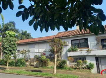 Casa · 360m² · 5 Quartos · 3 Vagas · Casa à venda - em Três Figueiras
