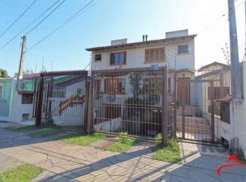 Casa · 175m² · 3 Quartos · 3 Vagas · Ampla casa de 175 m² com 3 dormitórios e 3 vagas de garagem