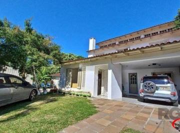 Casa · 304m² · 4 Quartos · 2 Vagas · Casa de 4 dormitórios, bairro Espírito Santo