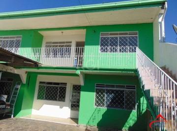 Casa · 142m² · 3 Quartos · 3 Vagas · Casa frente, 81,50m2 e 2 apartamento nos fundos térreo e segundo andar.