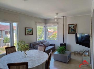 Casa · 144m² · 3 Quartos · 2 Vagas · Casa de 3 dormitórios no bairro Mário Quintana