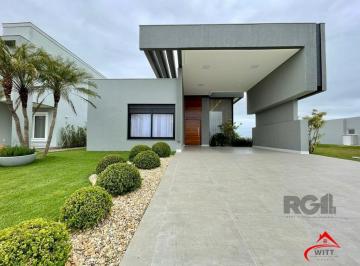 Casa · 220m² · 3 Quartos · 4 Vagas · Casa à venda - em Torres