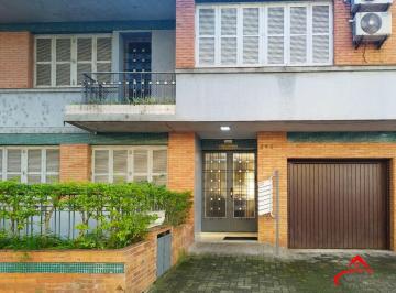 Apartamento · 41m² · 1 Quarto · Apartamento de 1 dormitório semi-mobiliado no Bairro São João