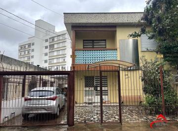 Casa · 500m² · 3 Quartos · 3 Vagas · Terreno amplo com 690m², com duas casas construídas para moradia ou investyirdor