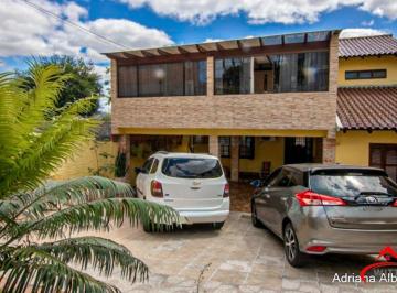 Casa · 320m² · 3 Quartos · 2 Vagas · **Maravilhosa Casa Residencial no Partenon, Porto Alegre, Rio Grande do Sul!**