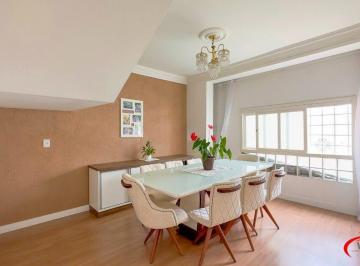 Casa · 175m² · 3 Quartos · 3 Vagas · Casa de 3 dormitórios à venda no Bairro Azenha, Porto Alegre.