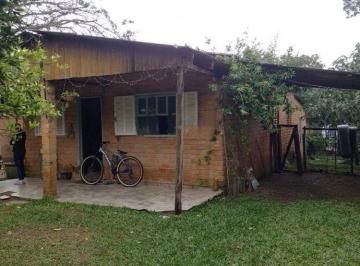 Casa · 40m² · 3 Quartos · 2 Vagas · Casa com 3 dormitórios no bairro Restinga