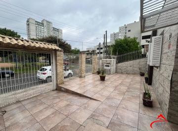 Casa · 139m² · 3 Quartos · 6 Vagas · Duas casas no mesmo terreno – conforto, espaço e excelente localização!