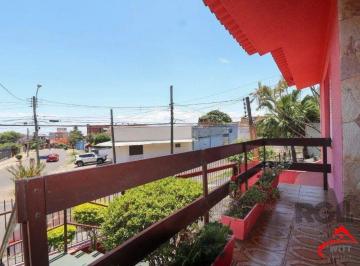 Casa · 233m² · 3 Quartos · 3 Vagas · Casa com 3 dormitórios no bairro Cristo Redentor