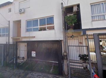 Casa · 255m² · 3 Quartos · 3 Vagas · Sobrado  com 3 quartos, 1 suíte, lareira, churrasqueira, 3 vagas cobertas na zon
