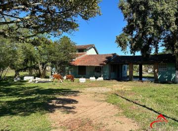 Casa · 100m² · 3 Quartos · 1 Vaga · SÍTIO DE 4.600M² EM ITAPUÃ