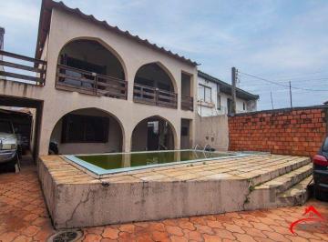 Casa · 220m² · 3 Quartos · 6 Vagas · Casa à venda - em Sarandi