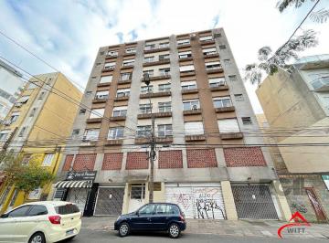 Apartamento · 40m² · 1 Quarto · Apartamento de um dormitório na rua Washington Luiz, Centro Histórico de Porto A