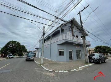 Casa · 680m² · 4 Quartos · 2 Vagas · Vendo Sobrado Residencial com 4 Quartos e Suíte
