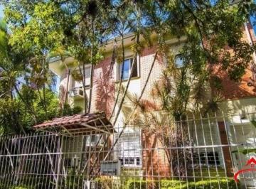 Casa · 313m² · 7 Quartos · 4 Vagas · Casa sobrado no Petrópolis com 7 dormitórios e 4 vagas