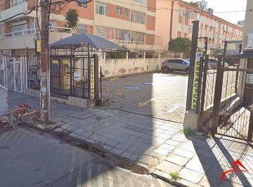 Terreno · 567m² · TERRENO DE 566,5 m² NA PRINCIPAL RUA DO BAIRRO MENINO DEUS