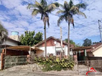 Casa · 100m² · 3 Quartos · 3 Vagas · Casa com 3 Quartos e 3 banheiros à Venda, 120 m² por R$ 390.000