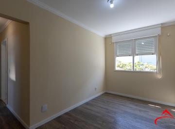 Apartamento · 61m² · 3 Quartos · 1 Vaga · APARTAMENTO LOCADO, REFORMADO, 3 QUARTOS, 1 VAGA ROTATIVA - BAIRRO CAMAQUÃ