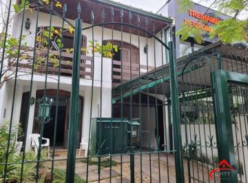 Casa · 400m² · 5 Quartos · 3 Vagas · Casa à venda - em Petrópolis