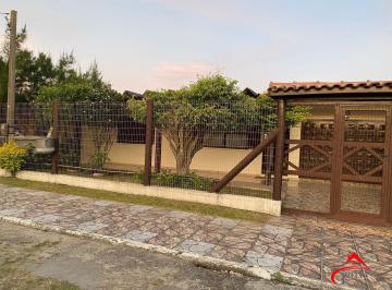 Casa · 138m² · 4 Quartos · 2 Vagas · Casa em Cidreira com 4 dormitorios