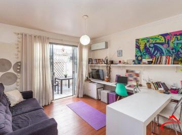 Apartamento · 51m² · 1 Quarto · Apartamento térreo com pátio de 1 dormitório no bairro Santa Cecilia