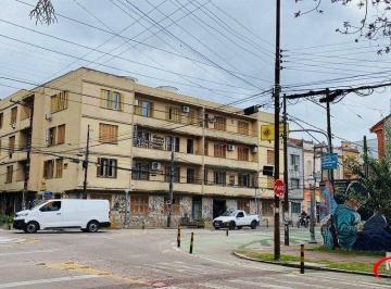 apartamento-fachada · APARTAMENTO A VENDA, 3 DORMITÓRIOS REFORMADO NA JOÃO ALFREDO.