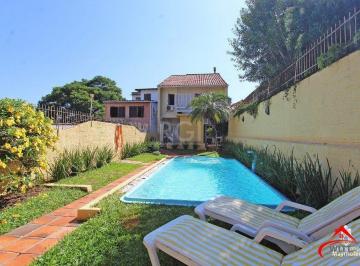 Casa · 240m² · 5 Quartos · 3 Vagas · Casa para Venda - 240m², 5 dormitórios, sendo 1 suites, 3 vagas - Menino Deus