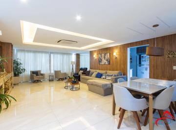 Casa · 340m² · 4 Quartos · 2 Vagas · Casa 4 dormitórios com elevador