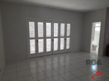 Comercial · 220m² · Oportunidade Imperdível: Prédio com 4 Apartamentos, Pátio e 2 Vagas de Garagem