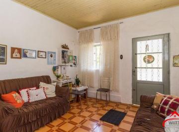 Casa · 127m² · 4 Quartos · Casa de 127m², bairro menino deus